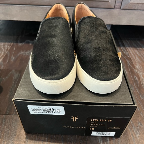 *NEW* Frye Lena slip on size 7 - Picture 2 of 2